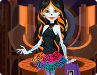 Jeu Habillage avec Skelita