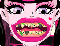 Jeu Draculaura chez le dentiste