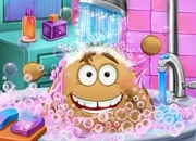 Jeu Pou prend sa douche